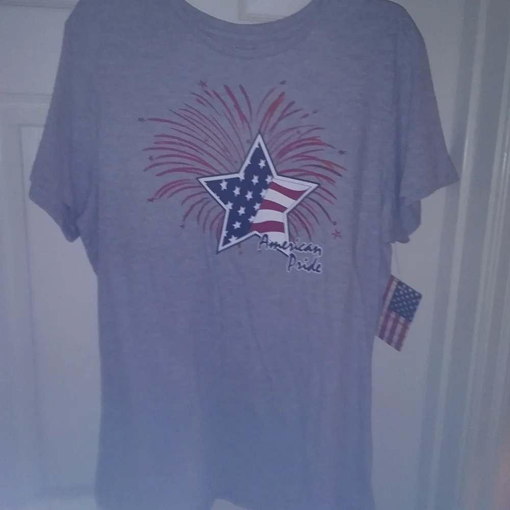 American Pride Star Fireworks Top XL - Picture 1 of 9